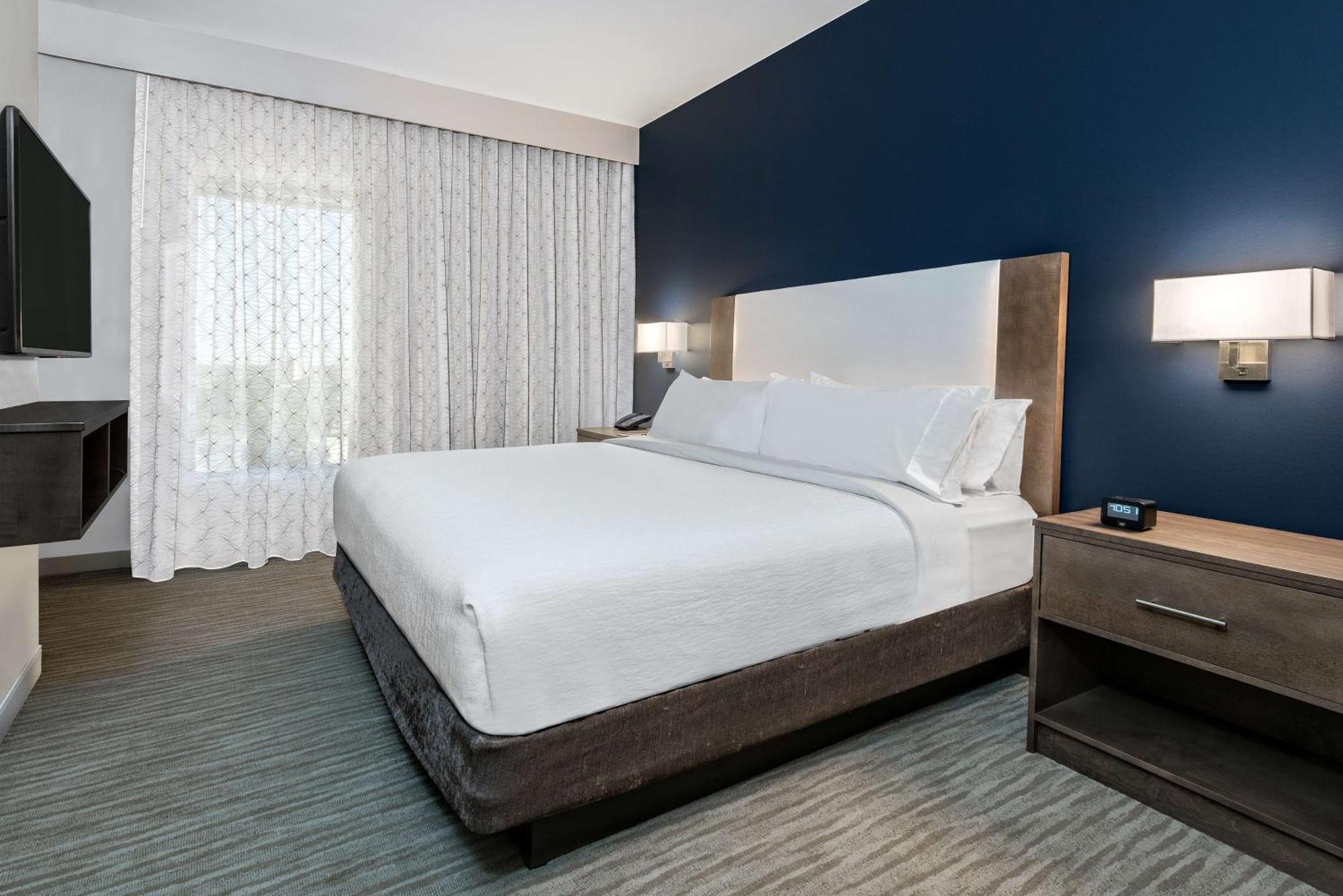 Embassy Suites By Hilton College Station Exteriér fotografie
