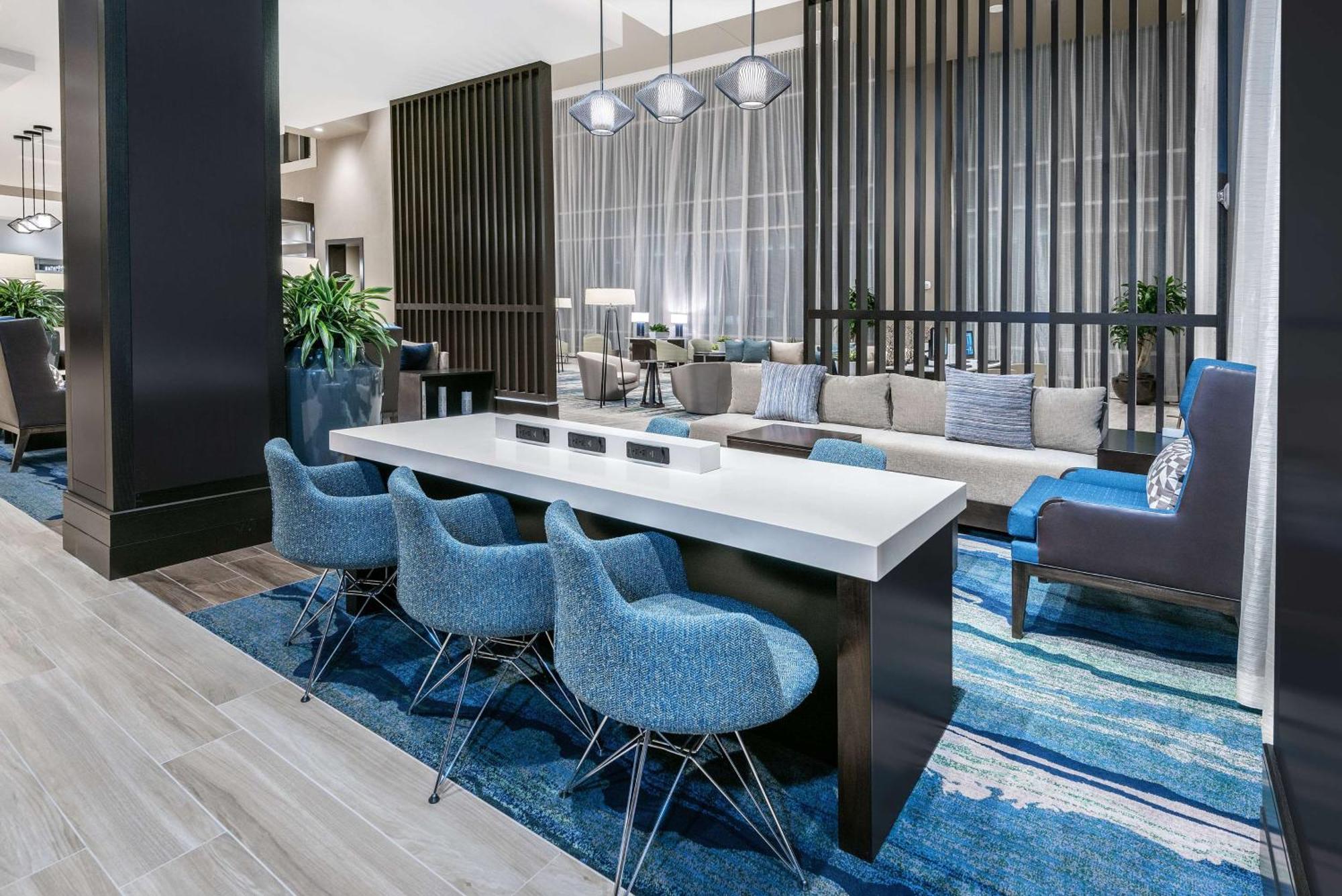 Embassy Suites By Hilton College Station Exteriér fotografie